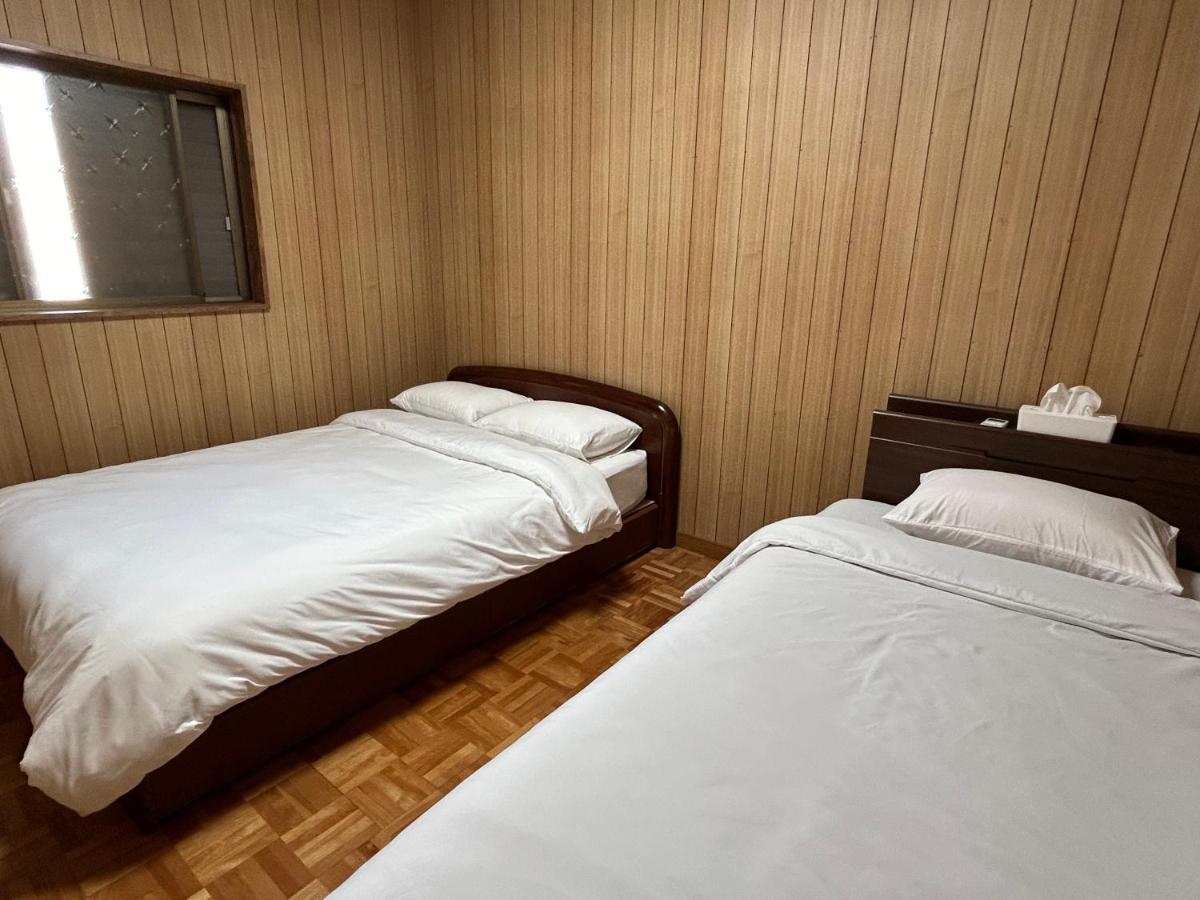 Kix House Waraku III 和楽三号館 Hotel Izumisano Ngoại thất bức ảnh