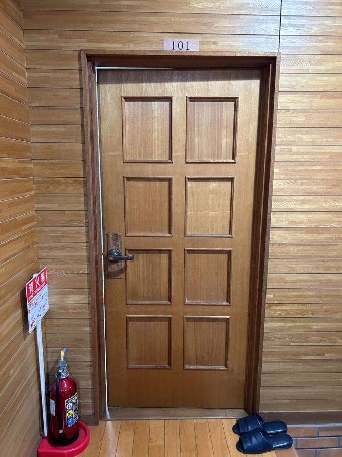 Kix House Waraku III 和楽三号館 Hotel Izumisano Ngoại thất bức ảnh