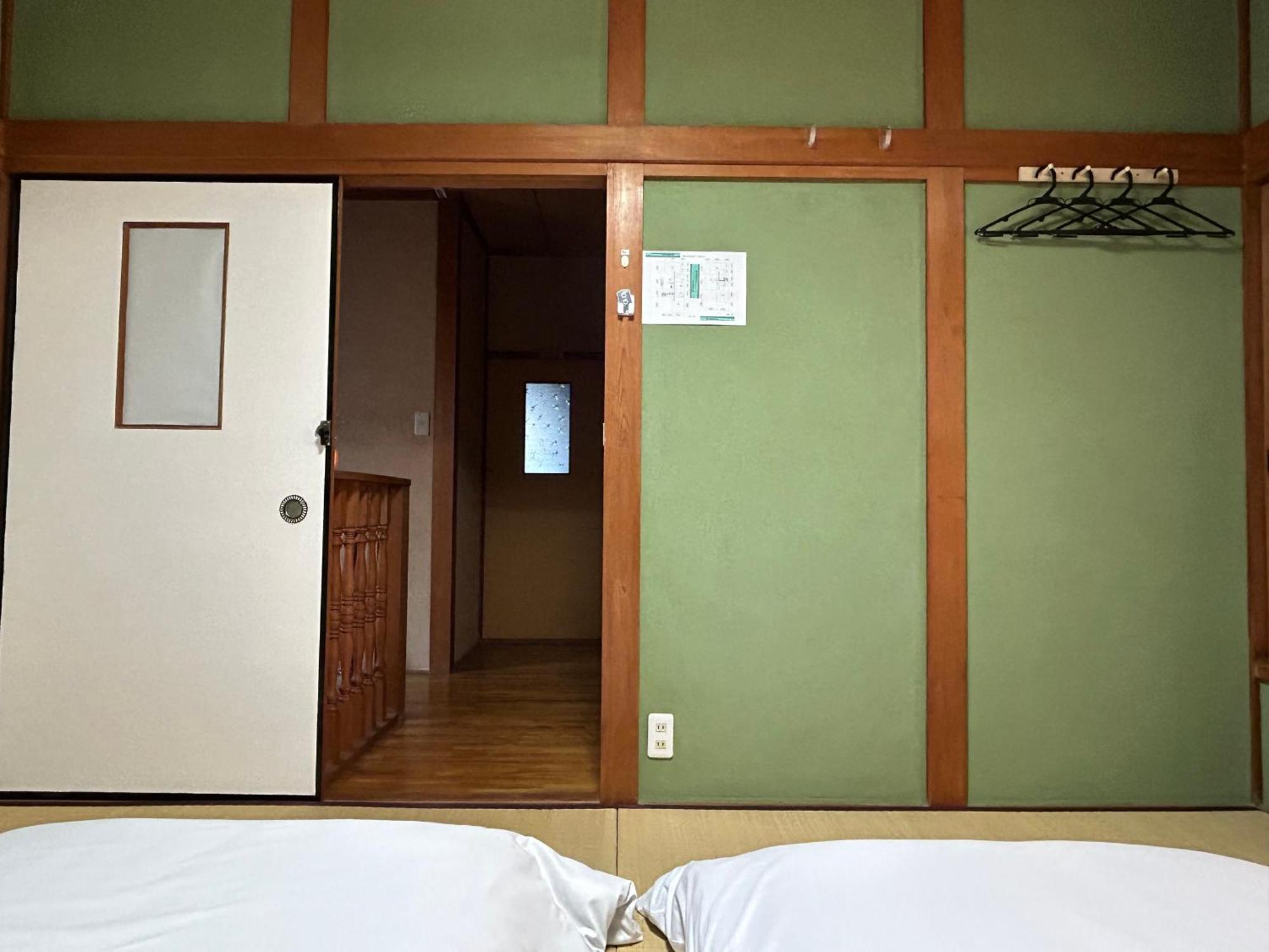 Kix House Waraku III 和楽三号館 Hotel Izumisano Ngoại thất bức ảnh
